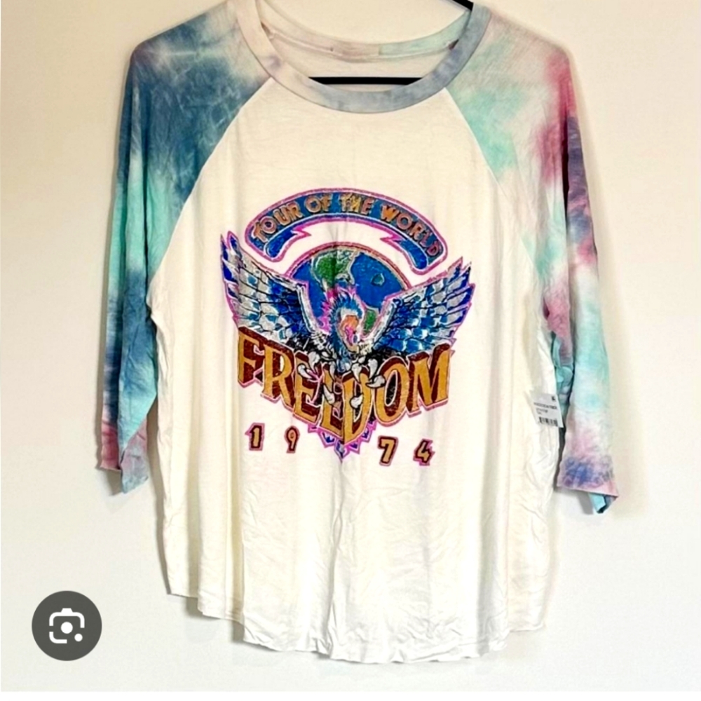 NWOT Men's Wst Cst Freedom Tour of the World 1974 Tie-Dye Raglan Tee